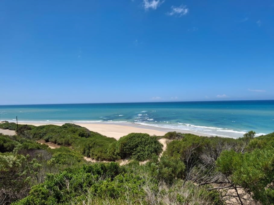 Commercial Property for Sale in Paradise Beach Eastern Cape